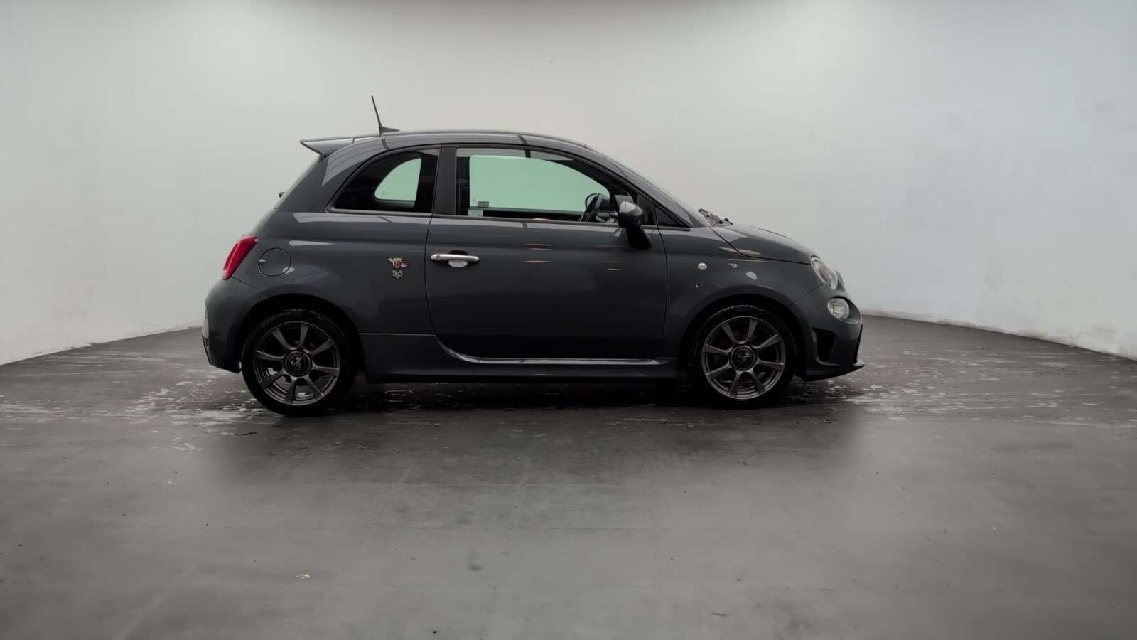 2018 ABARTH 595 2018 ABARTH 595