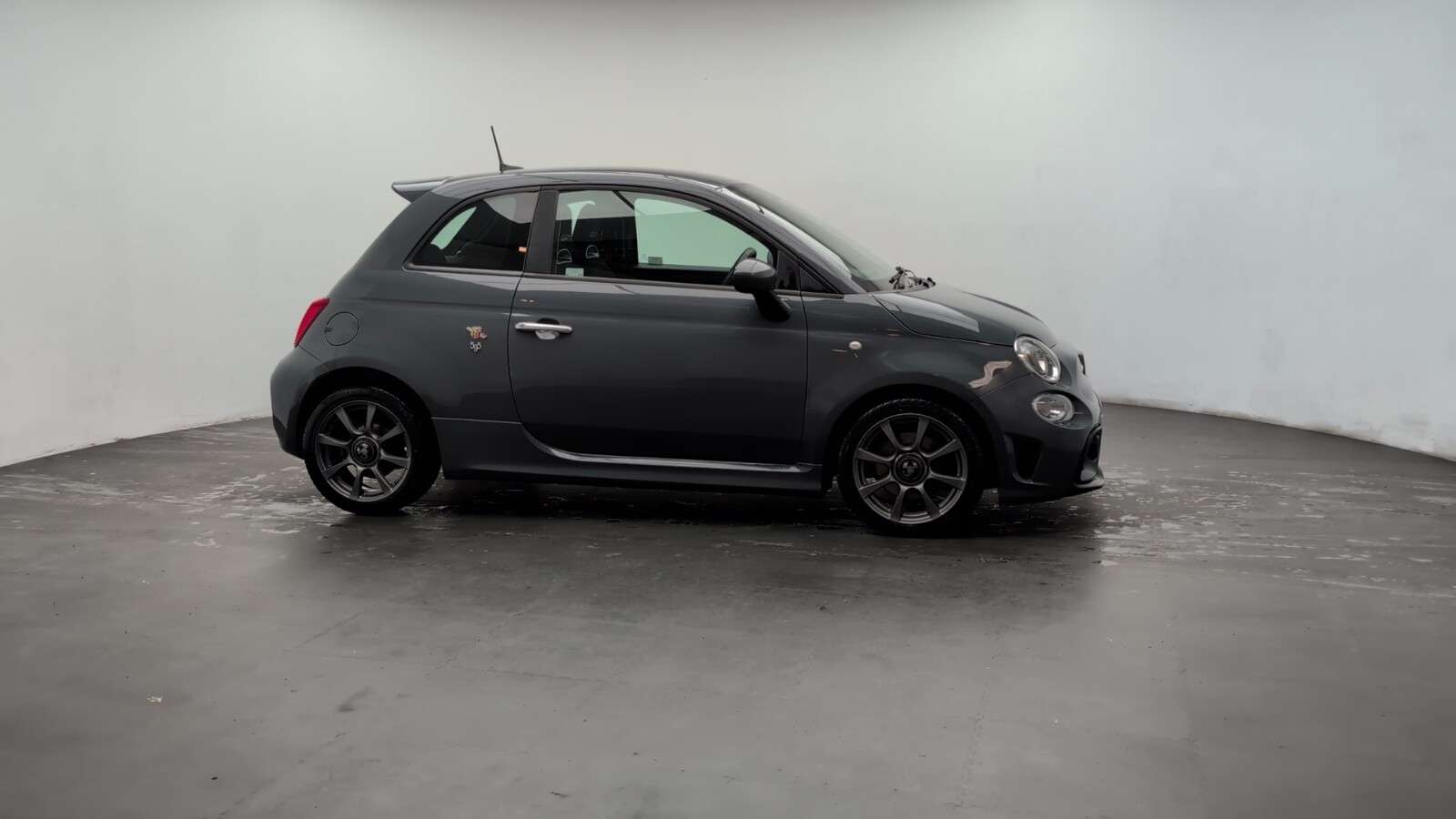 2018 ABARTH 595 2018 ABARTH 595