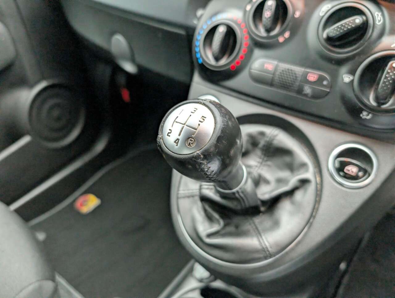 2018 ABARTH 595 2018 ABARTH 595