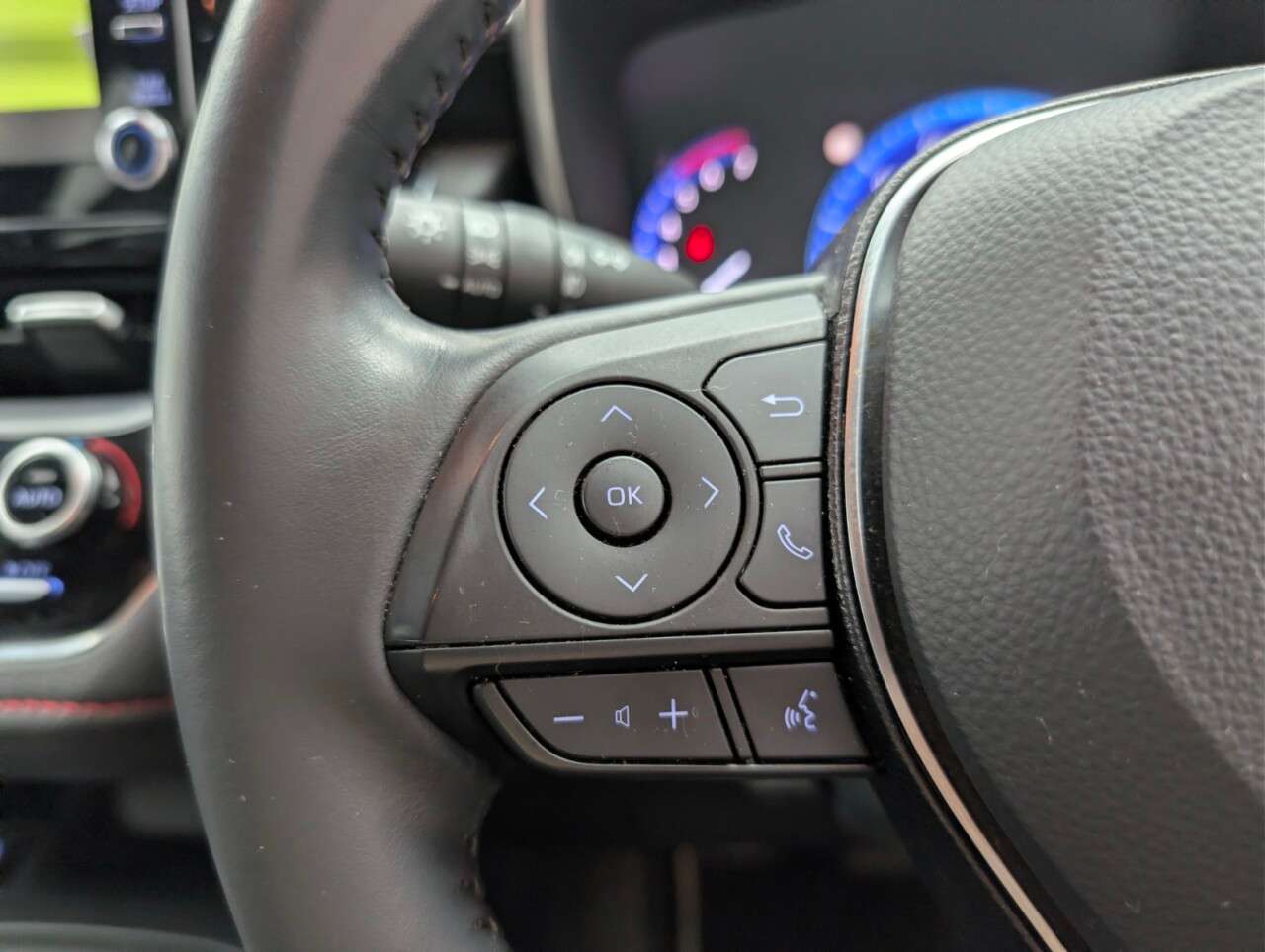 2020 TOYOTA COROLLA 2020 TOYOTA COROLLA