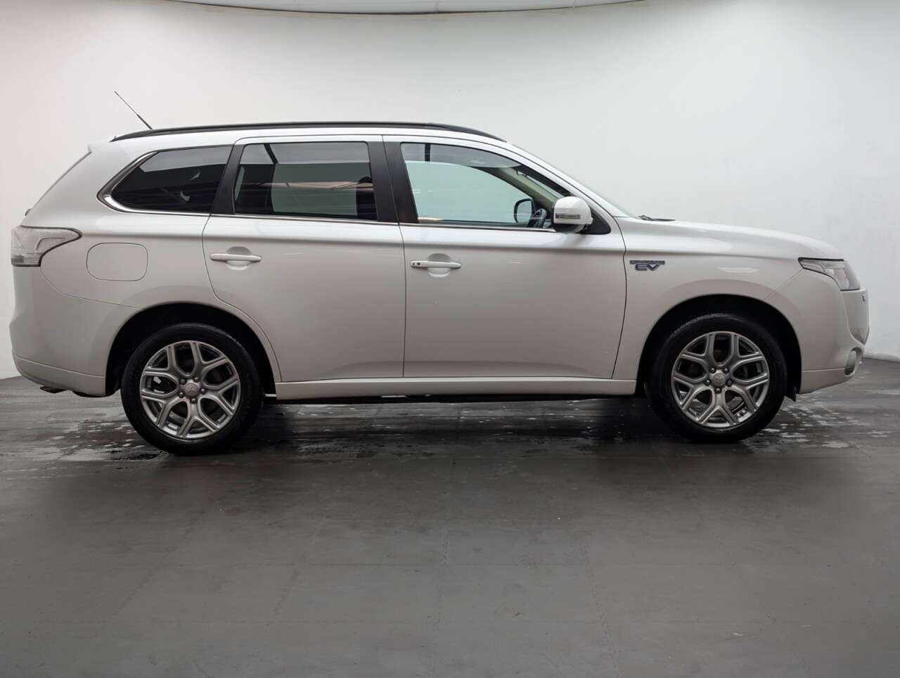 2015 MITSUBISHI OUTLANDER 2015 MITSUBISHI OUTLANDER