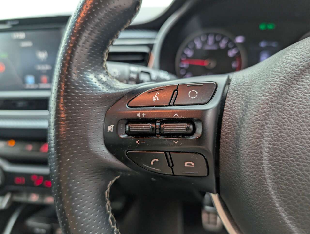 2018 KIA RIO 2018 KIA RIO