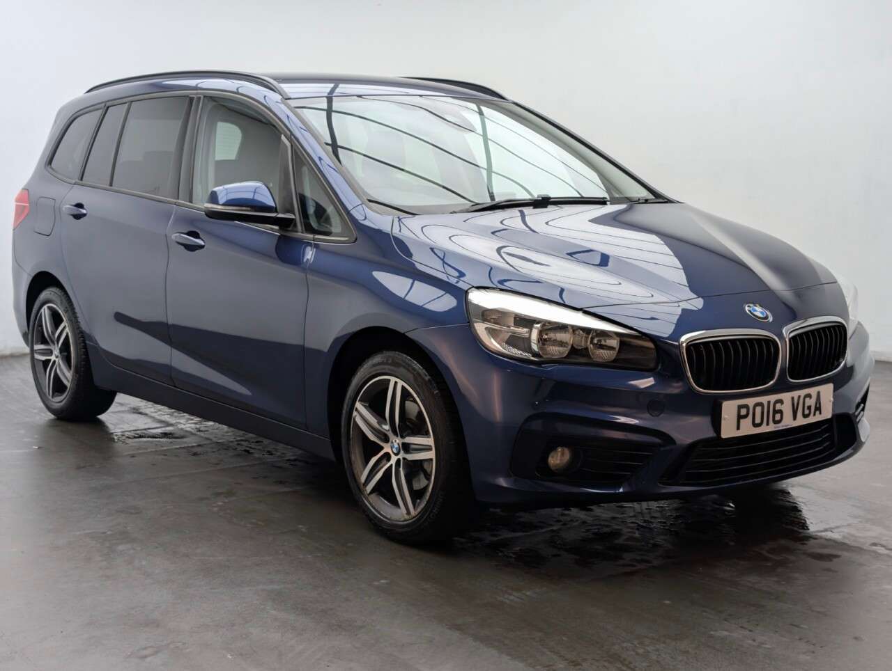 A 2016 BMW 2 SERIES GRAN TOURER 1.5 216d Sport MPV 5dr Diesel Manual Euro 6 (s/s) (116 ps) 6.5IN DISPLAY + A 2016 BMW 2 SERIES GRAN TOURER 1.5 216d Sport MPV 5dr Diesel Manual Euro 6 (s/s) (116 ps) 6.5IN DISPLAY +