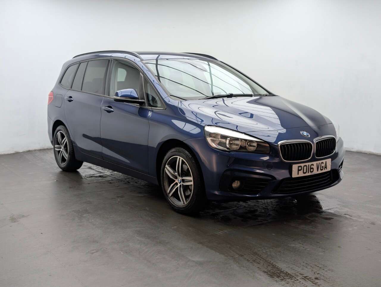 A 2016 BMW 2 SERIES GRAN TOURER 1.5 216d Sport MPV 5dr Diesel Manual Euro 6 (s/s) (116 ps) 6.5IN DISPLAY + A 2016 BMW 2 SERIES GRAN TOURER 1.5 216d Sport MPV 5dr Diesel Manual Euro 6 (s/s) (116 ps) 6.5IN DISPLAY +