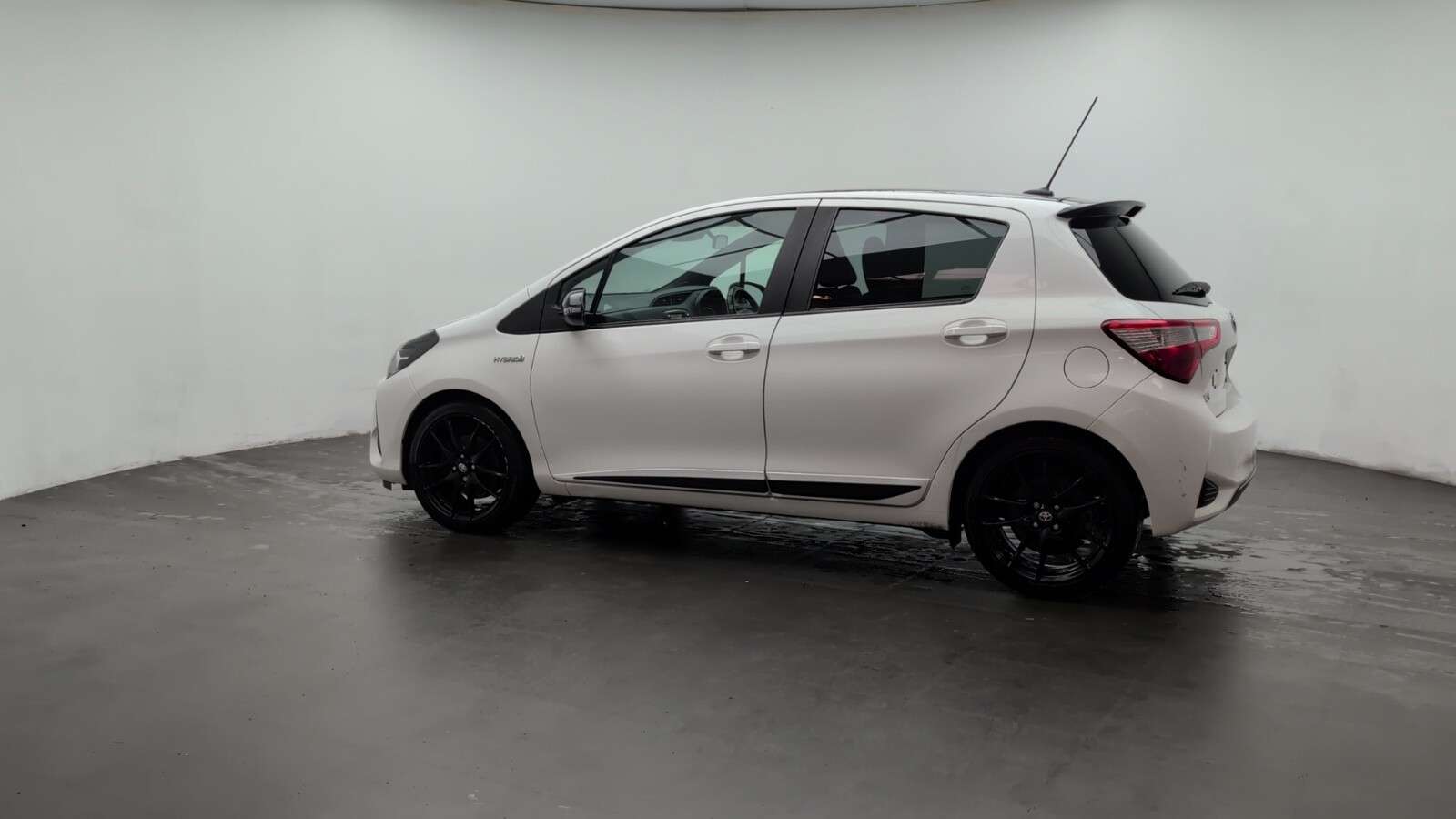 2019 TOYOTA YARIS 2019 TOYOTA YARIS