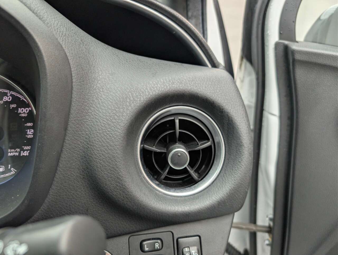 2019 TOYOTA YARIS 2019 TOYOTA YARIS