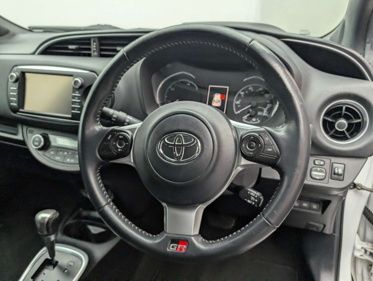 2019 TOYOTA YARIS 2019 TOYOTA YARIS