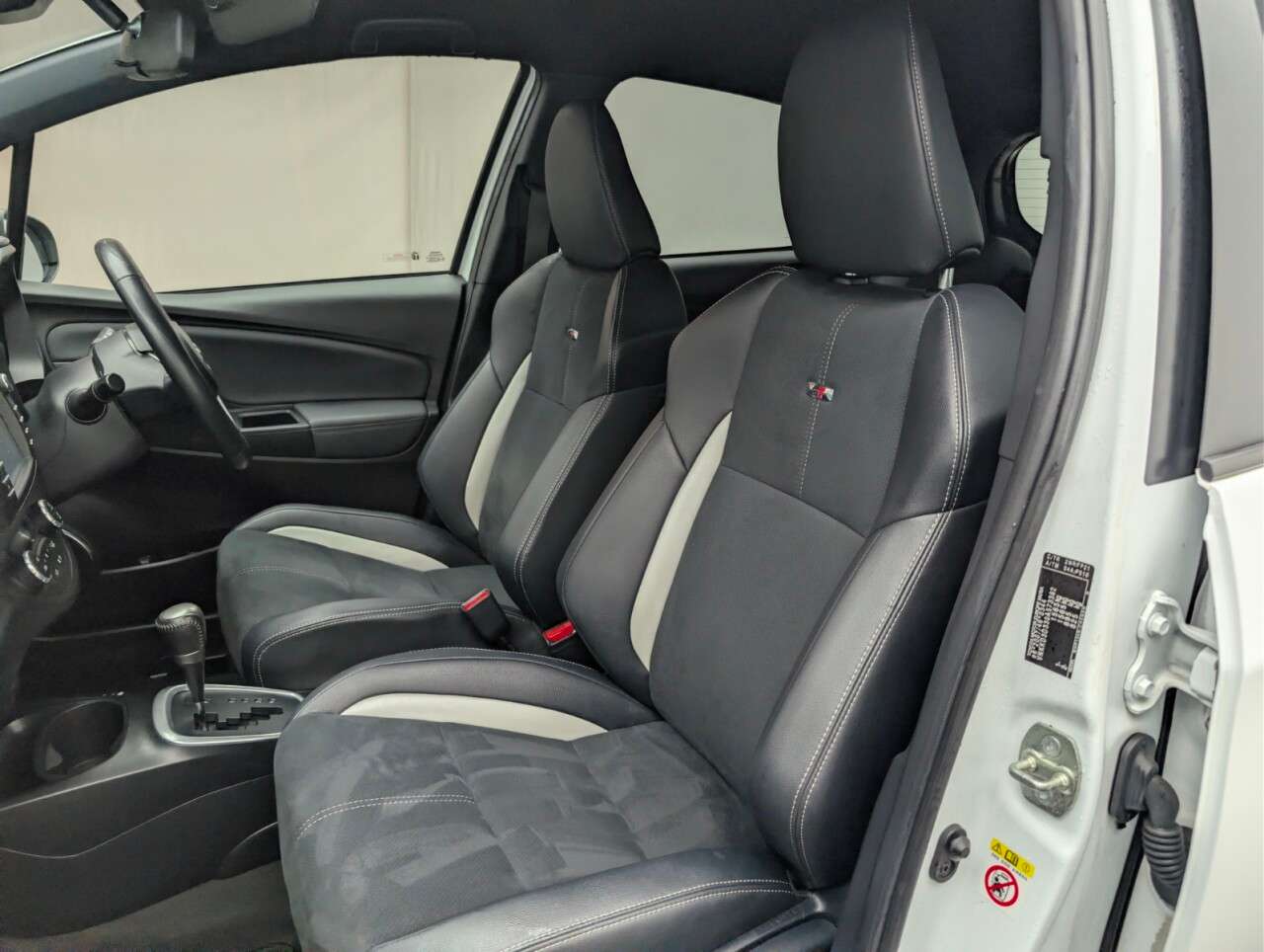 2019 TOYOTA YARIS 2019 TOYOTA YARIS