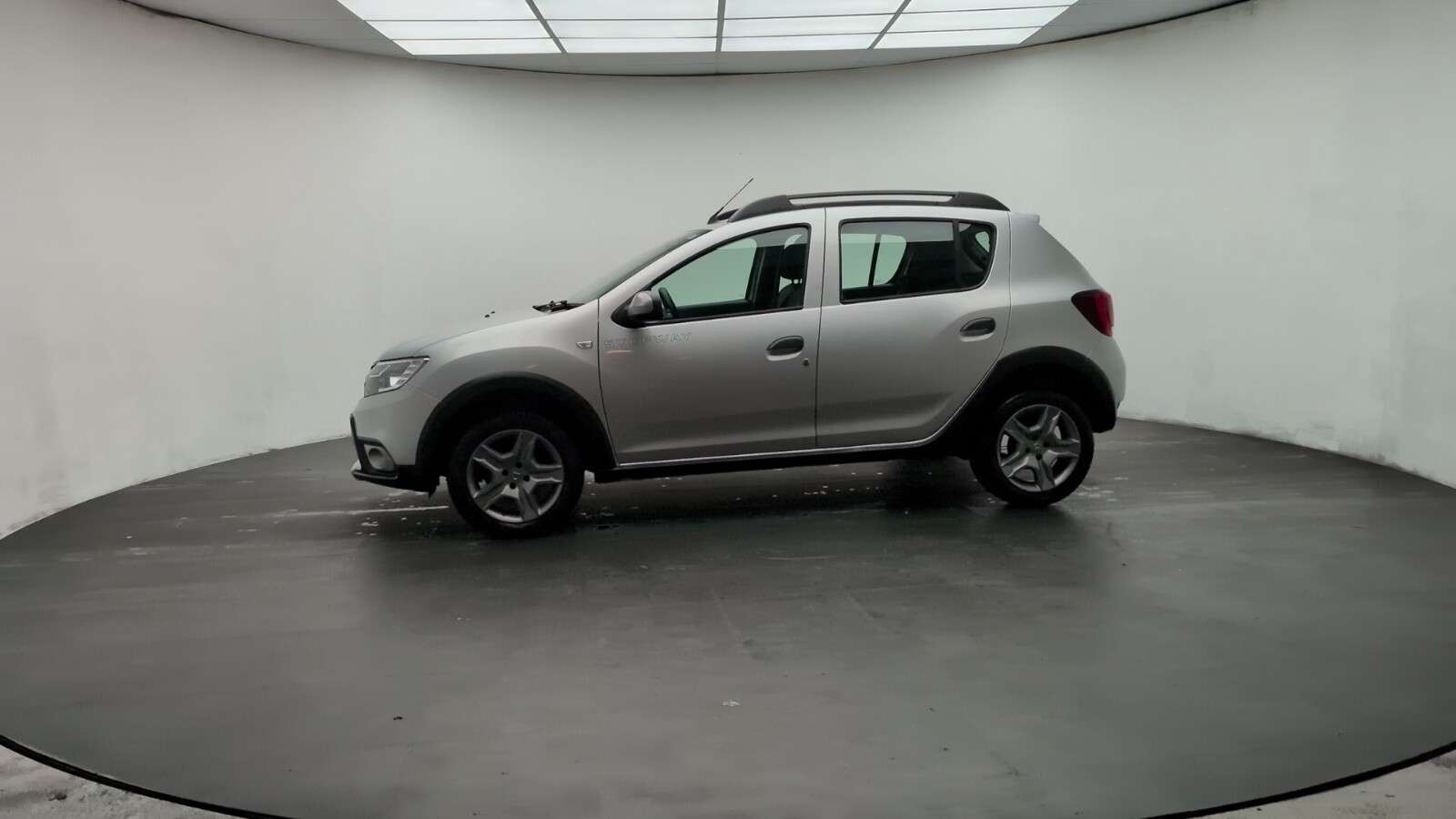 2017 DACIA SANDERO STEPWAY 2017 DACIA SANDERO STEPWAY