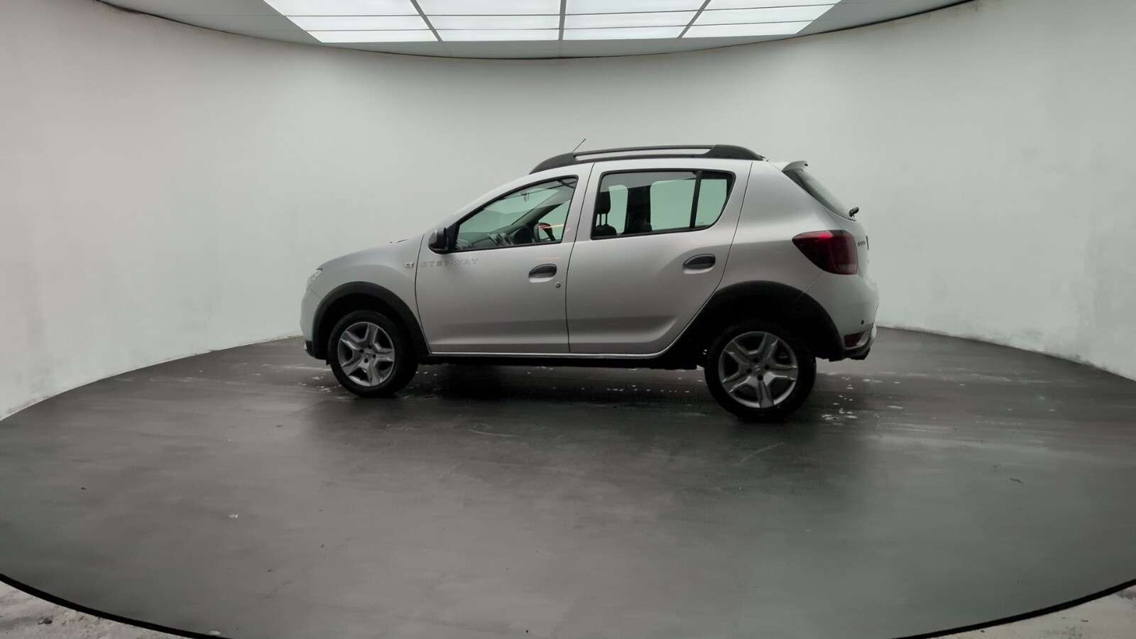 2017 DACIA SANDERO STEPWAY 2017 DACIA SANDERO STEPWAY