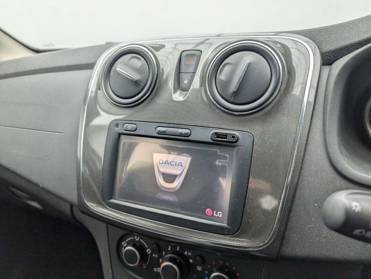 2017 DACIA SANDERO STEPWAY 2017 DACIA SANDERO STEPWAY