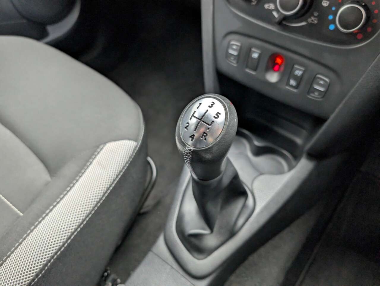 2017 DACIA SANDERO STEPWAY 2017 DACIA SANDERO STEPWAY