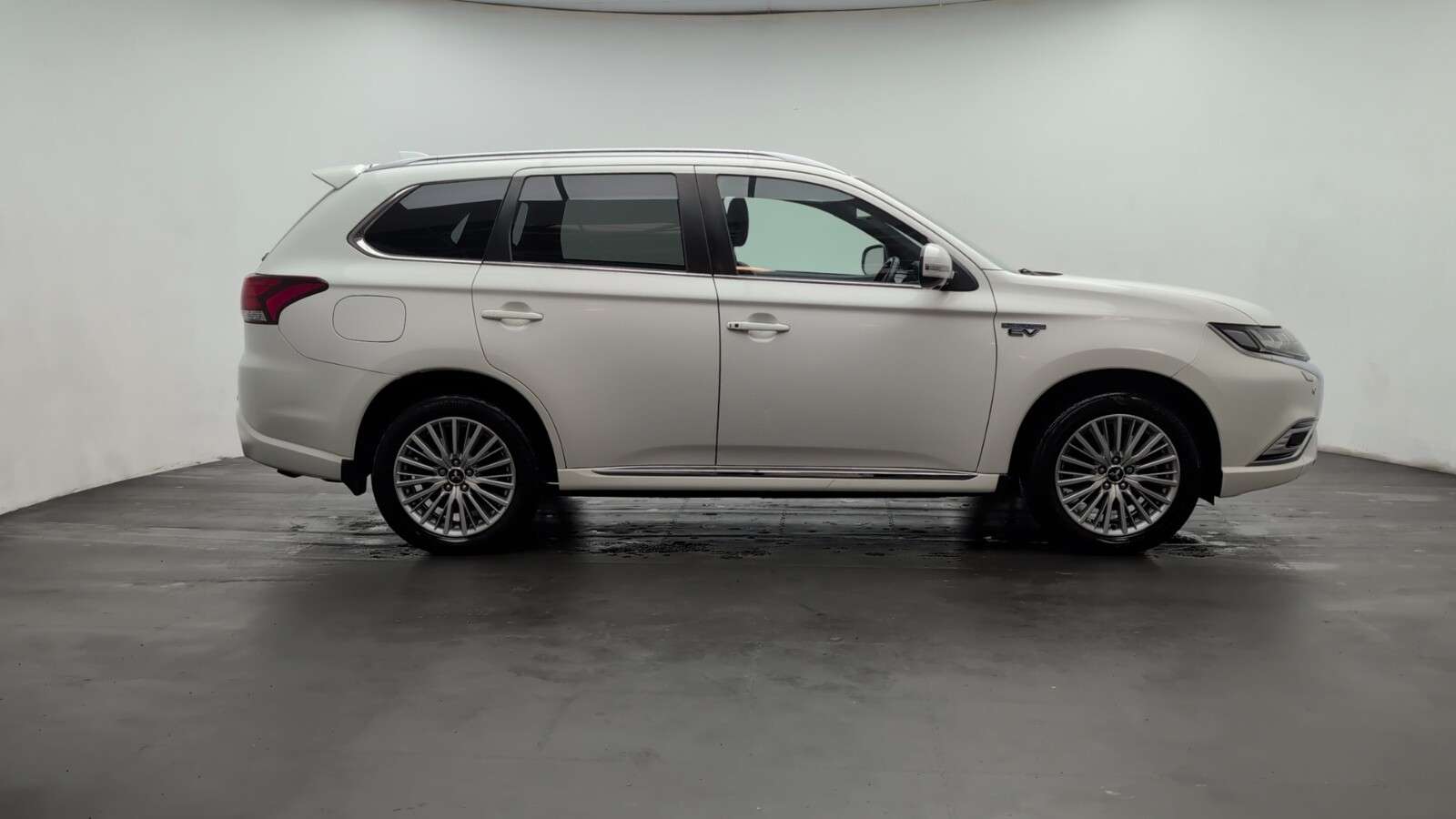 2019 MITSUBISHI OUTLANDER 2019 MITSUBISHI OUTLANDER