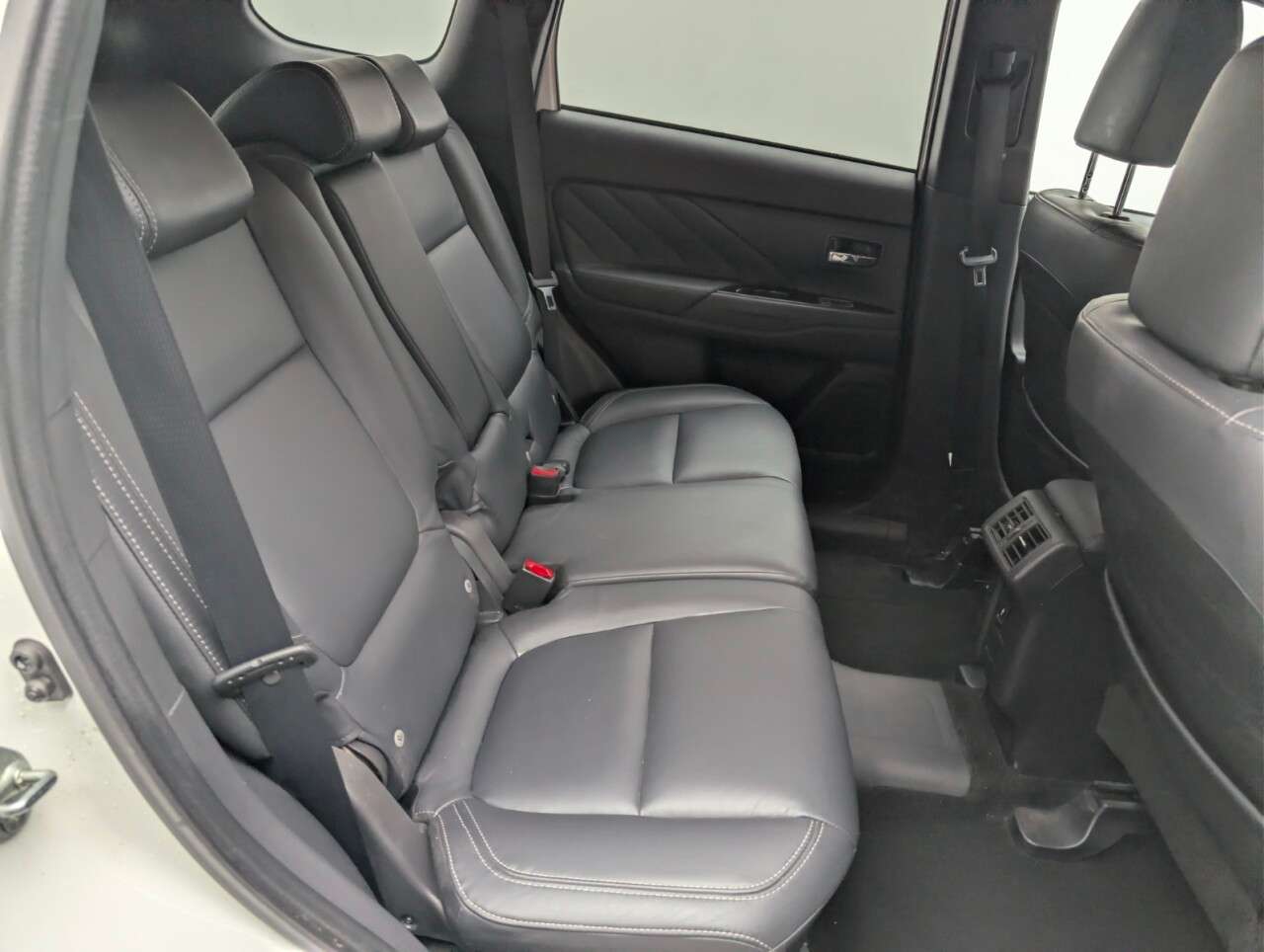 2019 MITSUBISHI OUTLANDER 2019 MITSUBISHI OUTLANDER