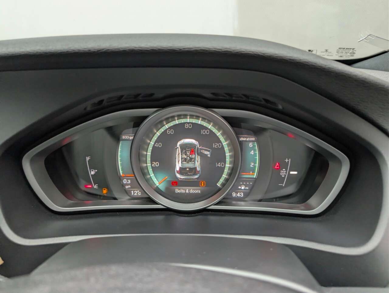 2017 VOLVO V40 2017 VOLVO V40