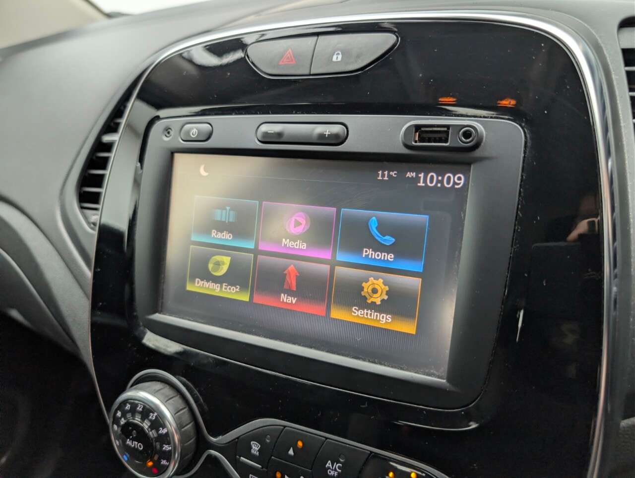 2017 RENAULT CAPTUR 2017 RENAULT CAPTUR