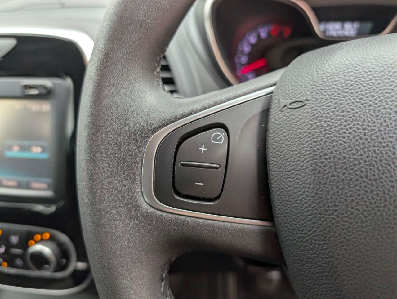 2017 RENAULT CAPTUR 2017 RENAULT CAPTUR