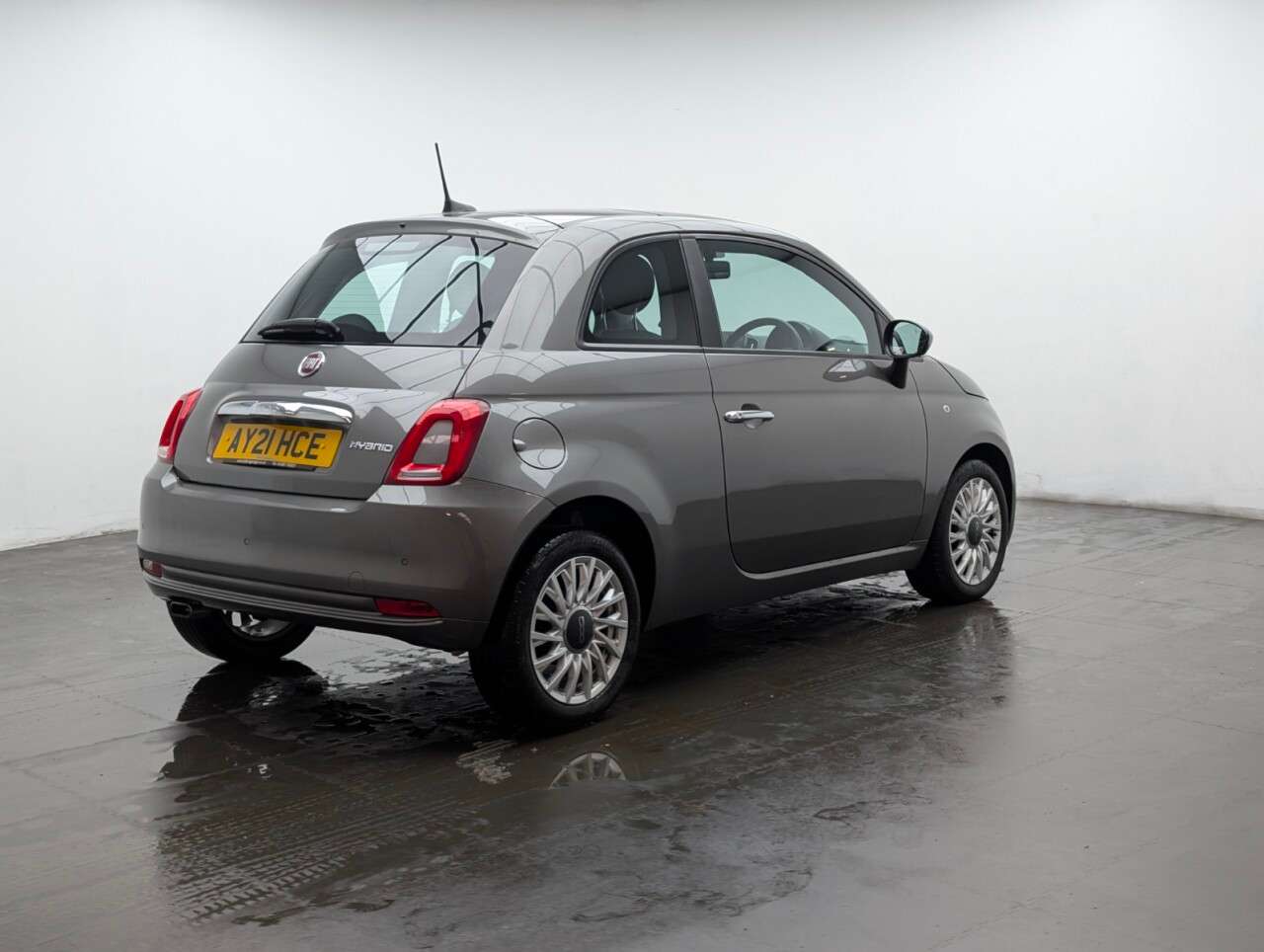 2021 FIAT 500 2021 FIAT 500