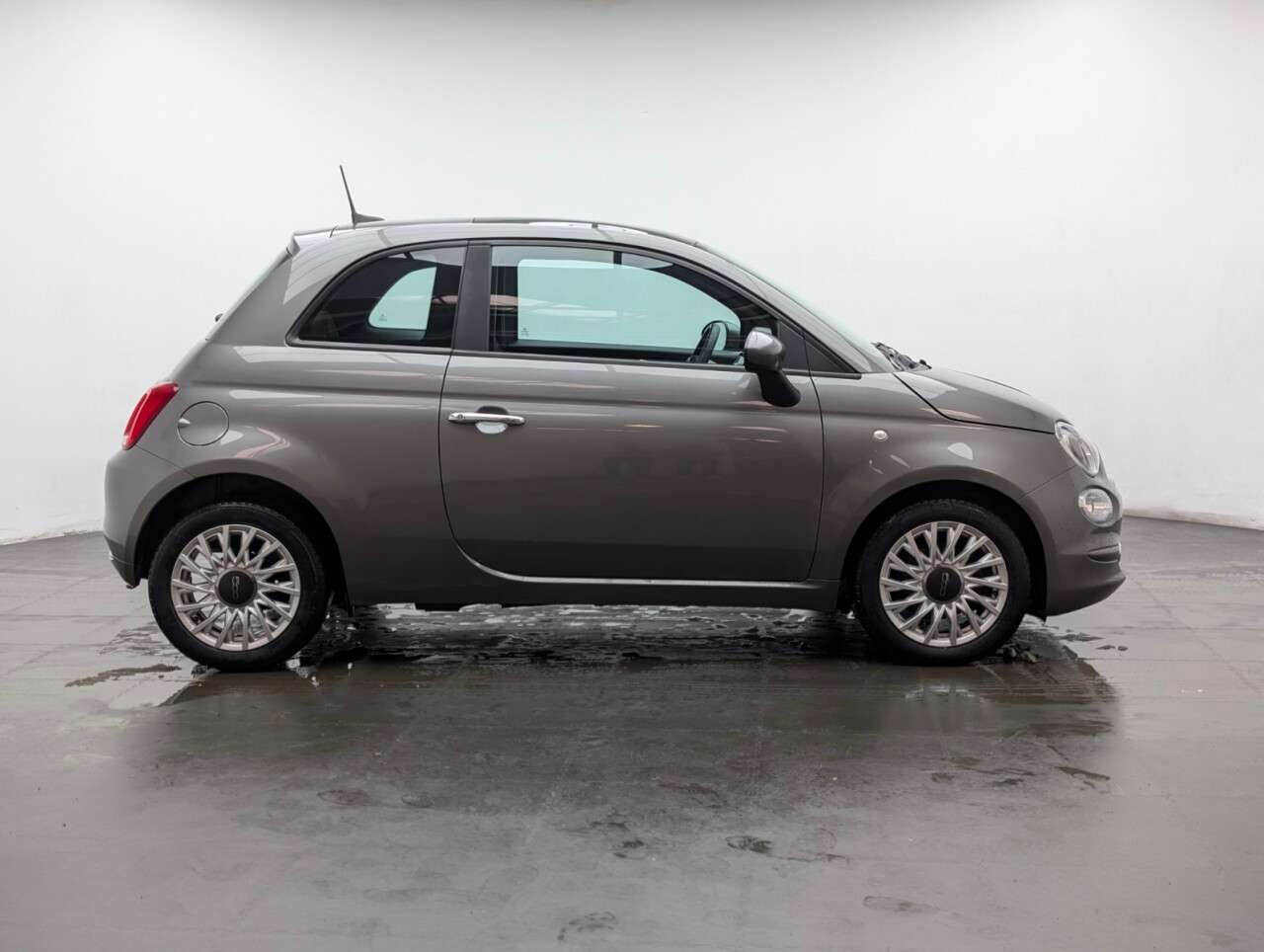 2021 FIAT 500 2021 FIAT 500