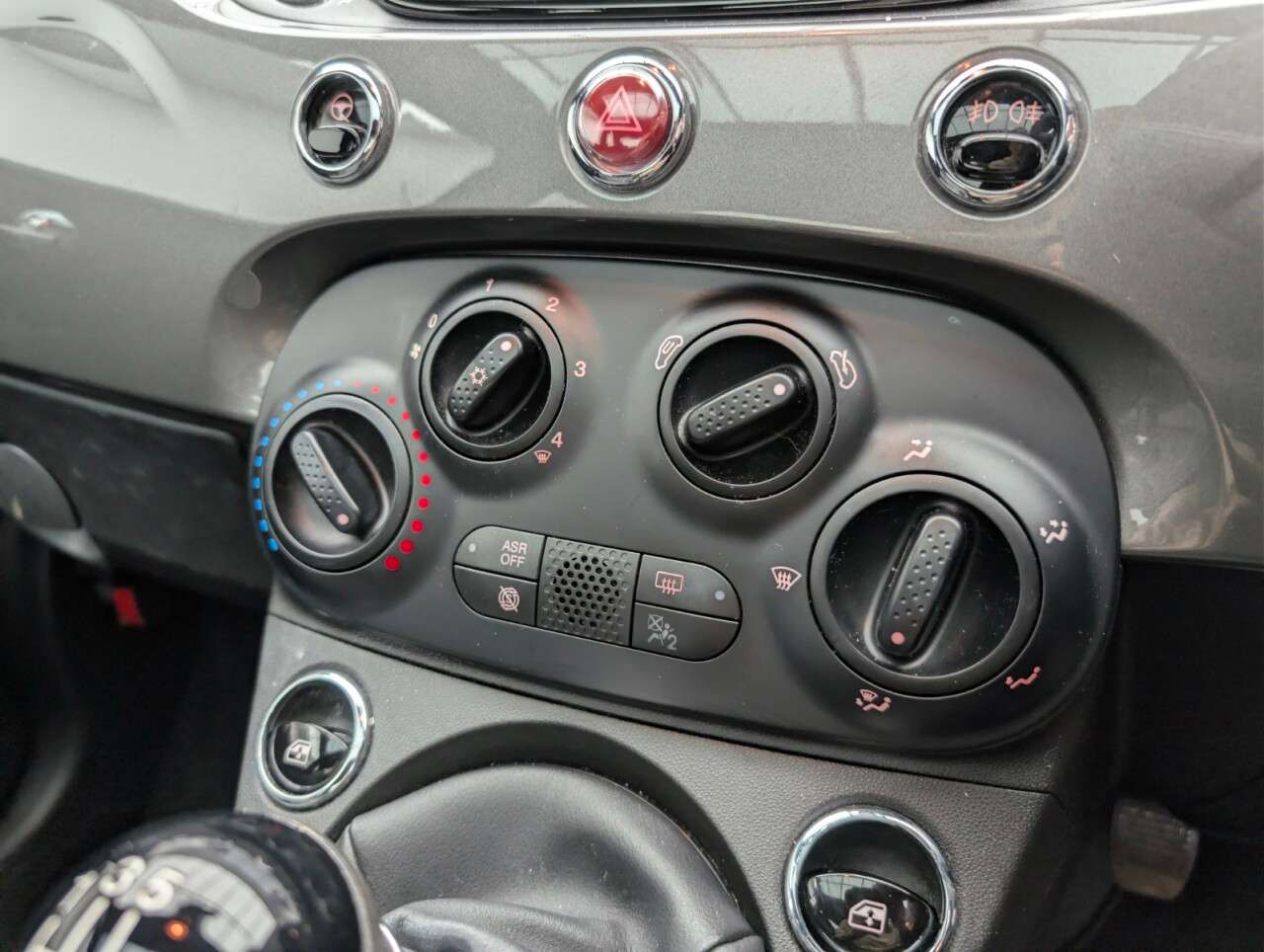 2021 FIAT 500 2021 FIAT 500