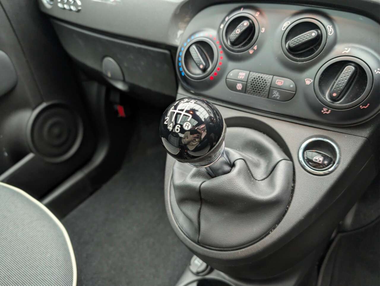 2021 FIAT 500 2021 FIAT 500