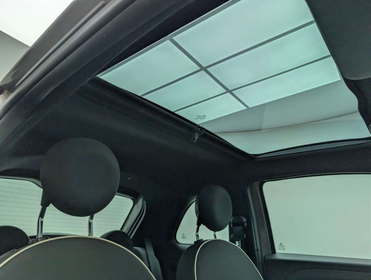 2021 FIAT 500 2021 FIAT 500