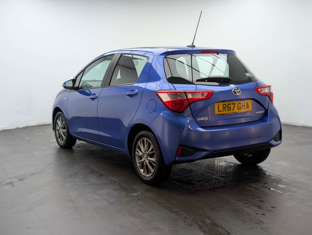 2017 TOYOTA YARIS 2017 TOYOTA YARIS