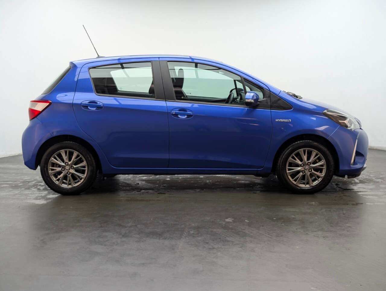 2017 TOYOTA YARIS 2017 TOYOTA YARIS