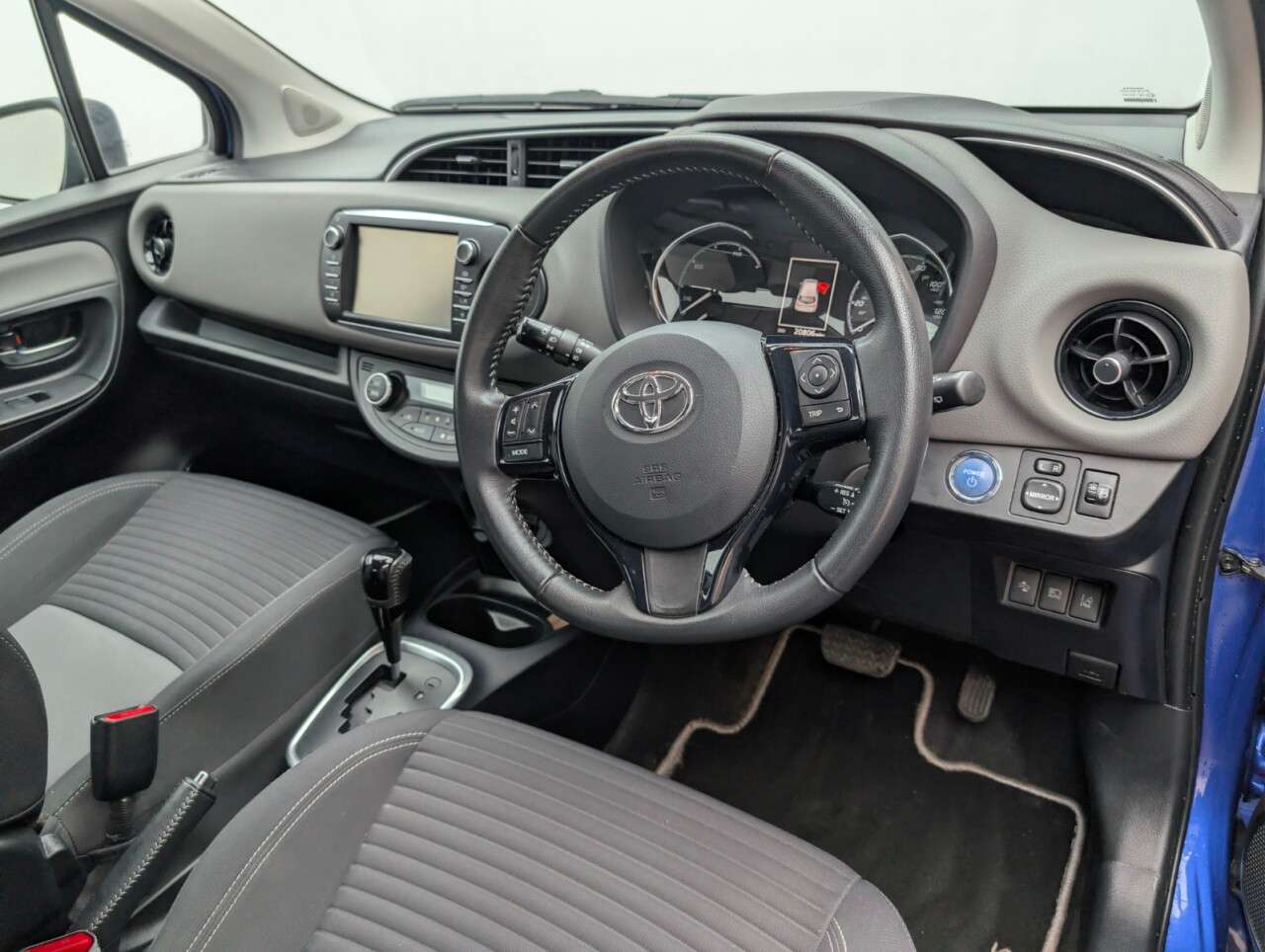 2017 TOYOTA YARIS 2017 TOYOTA YARIS
