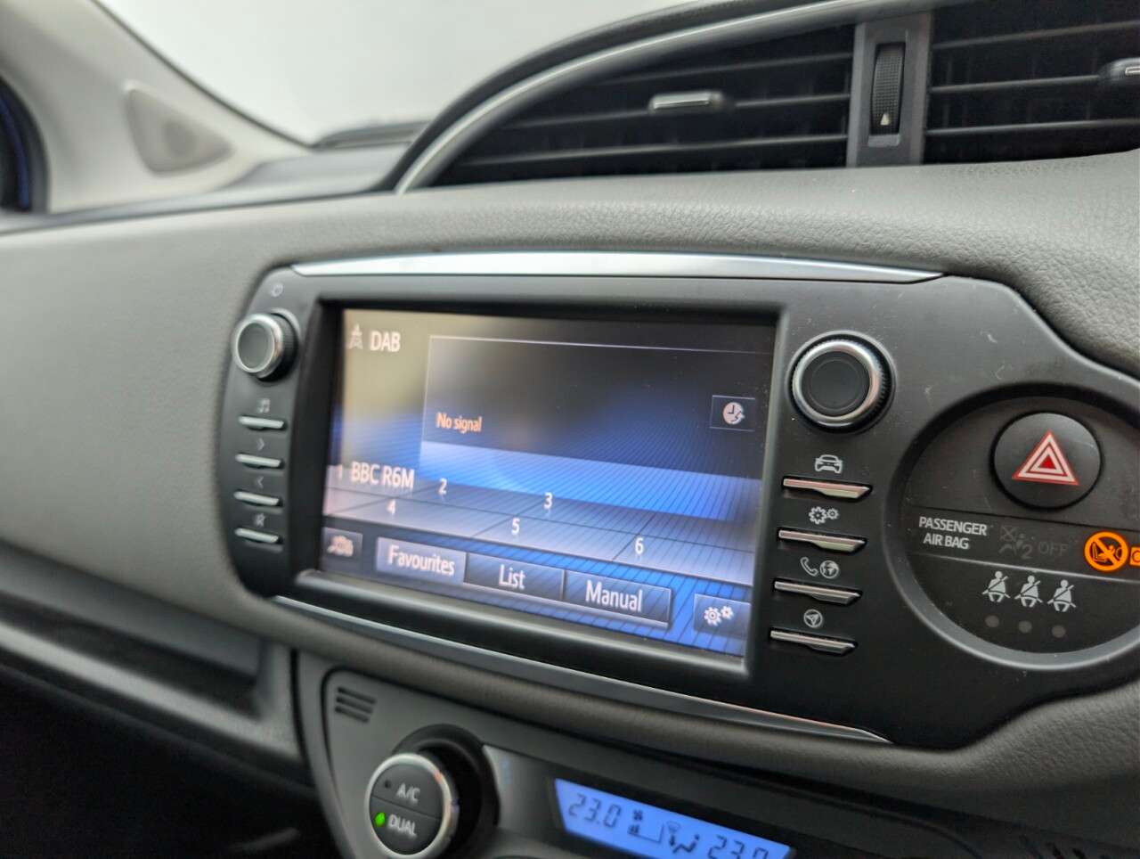 2017 TOYOTA YARIS 2017 TOYOTA YARIS