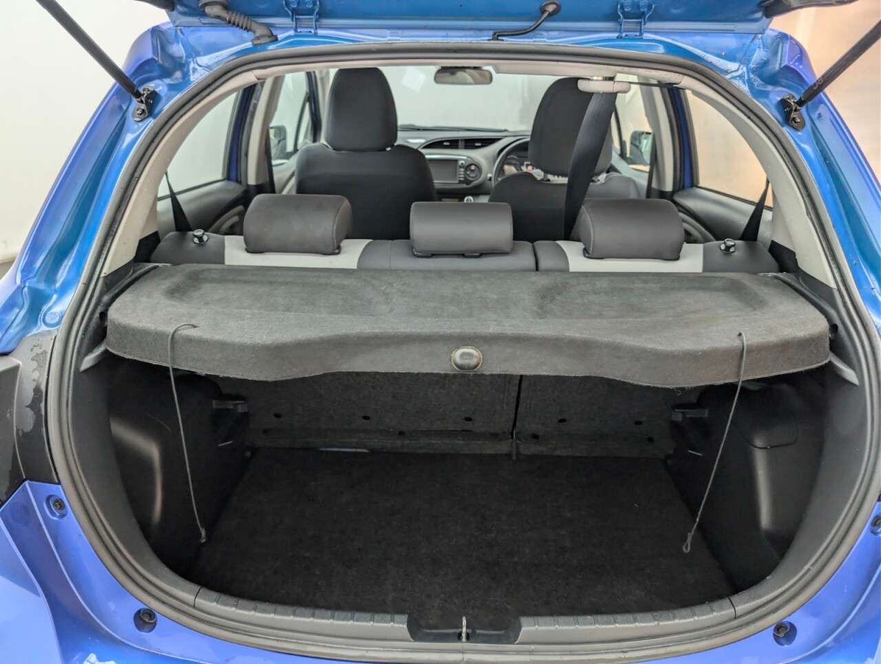 2017 TOYOTA YARIS 2017 TOYOTA YARIS