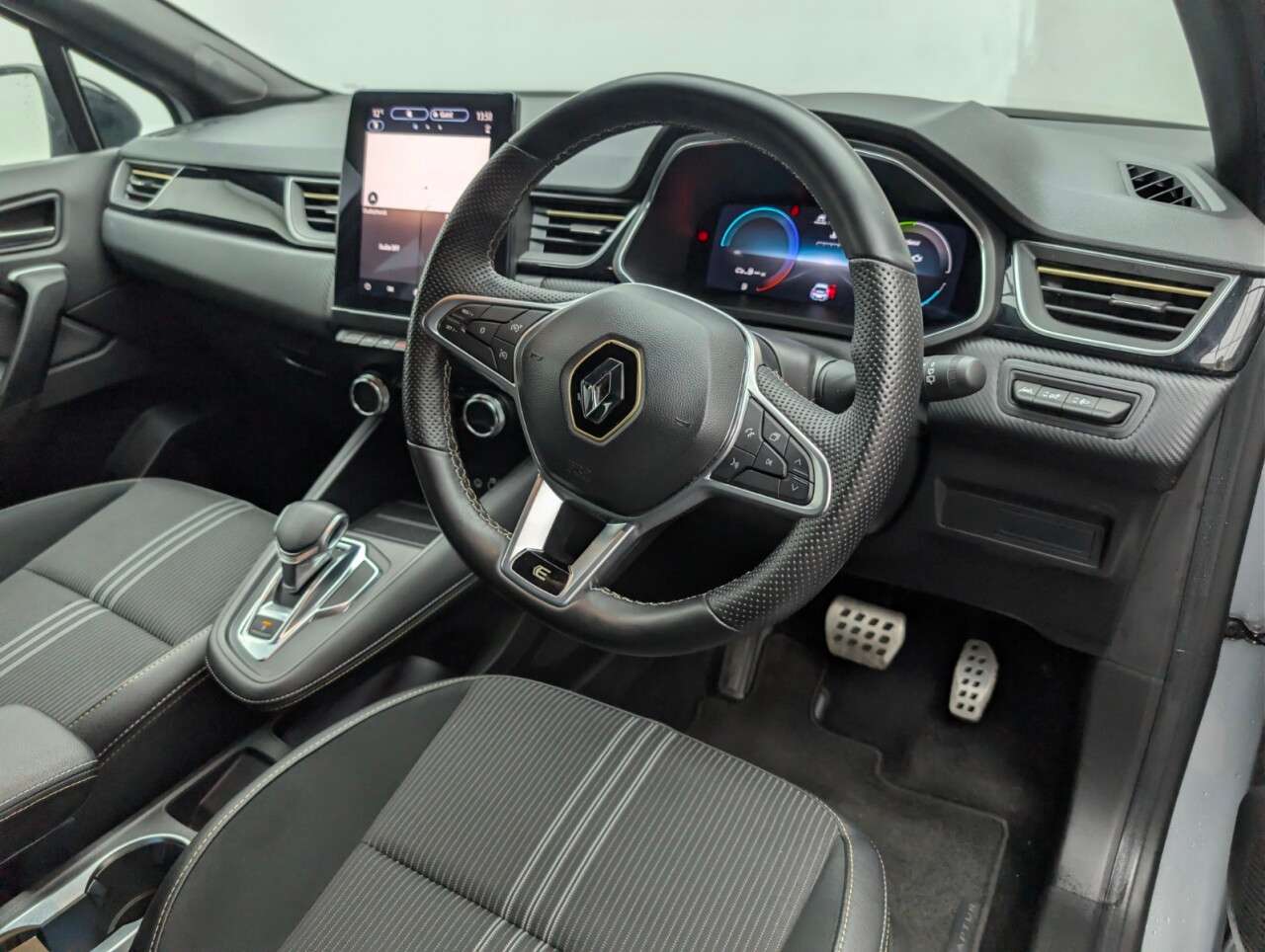 2024 RENAULT CAPTUR 2024 RENAULT CAPTUR