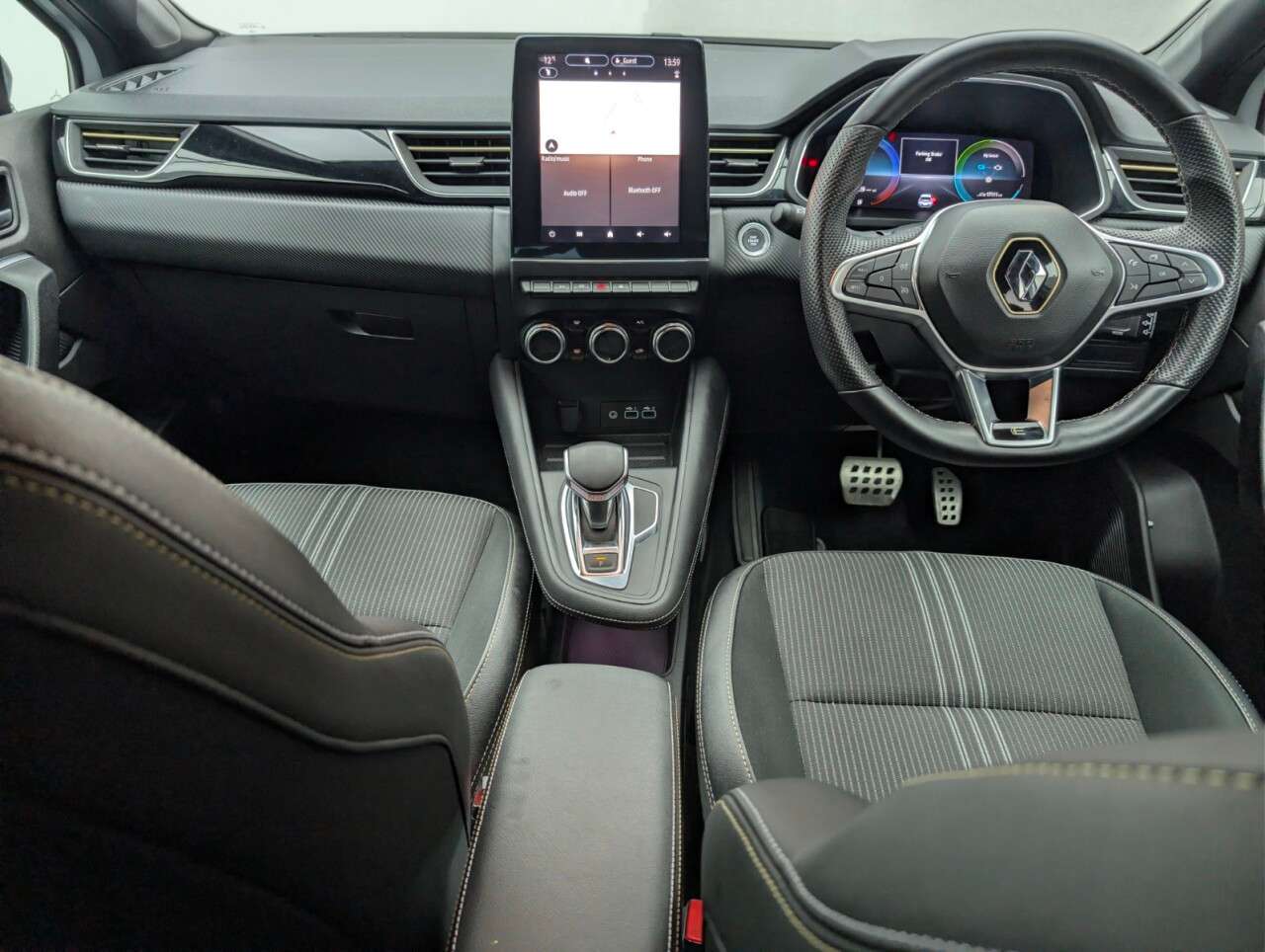 2024 RENAULT CAPTUR 2024 RENAULT CAPTUR