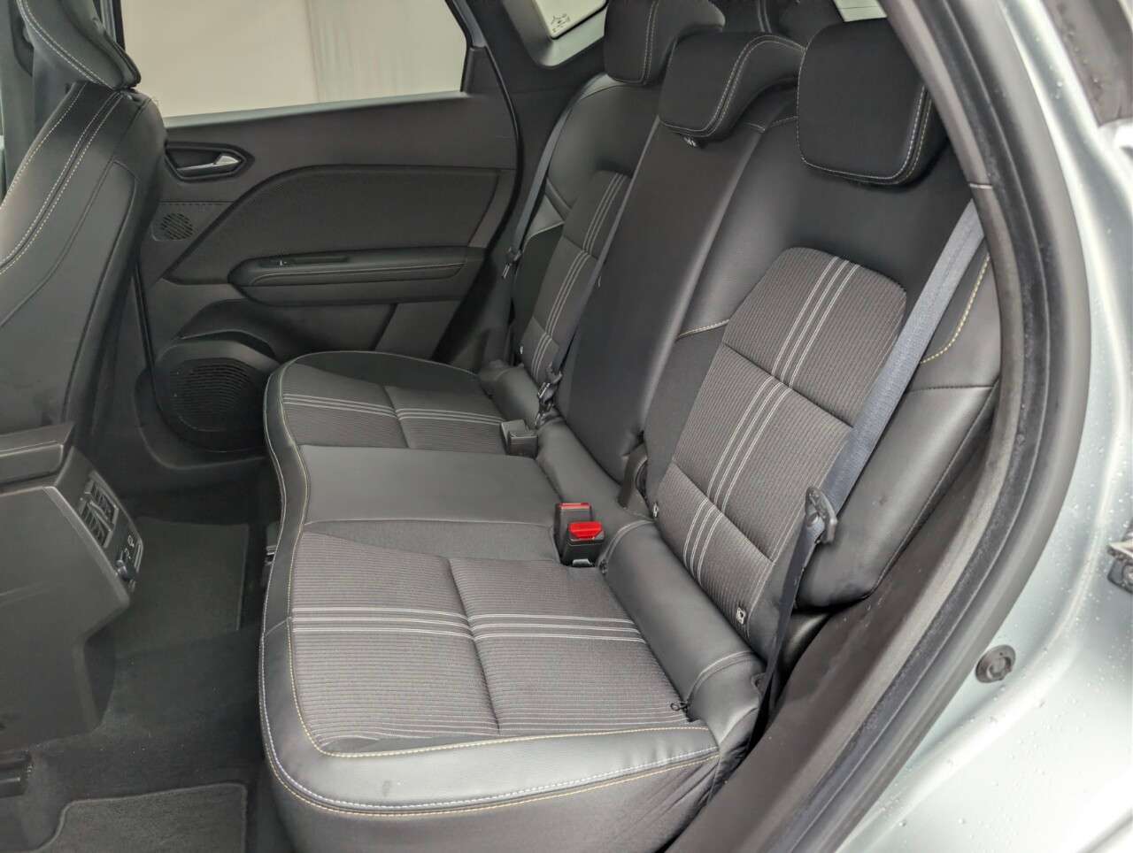 2024 RENAULT CAPTUR 2024 RENAULT CAPTUR