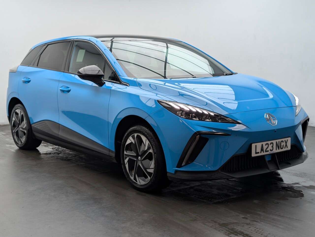 A 2023 MG 1100 64kWh Trophy Long Range Hatchback 5dr Electric Auto (203 ps) PARKING CAMERA A 2023 MG 1100 64kWh Trophy Long Range Hatchback 5dr Electric Auto (203 ps) PARKING CAMERA