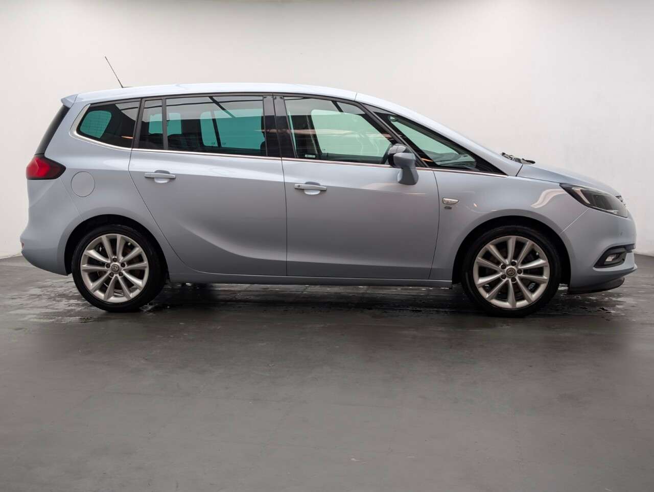 2018 VAUXHALL ZAFIRA TOURER 2018 VAUXHALL ZAFIRA TOURER
