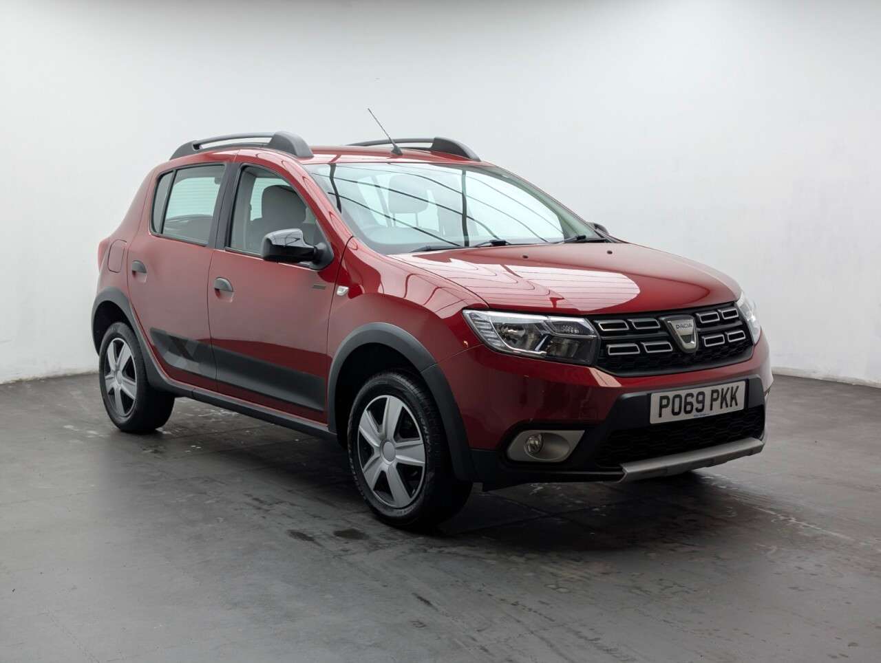 A 2019 DACIA SANDERO STEPWAY 0.9 TCe Techroad Hatchback 5dr Petrol Manual Euro 6 (s/s) (90 ps) NAVIGATIO A 2019 DACIA SANDERO STEPWAY 0.9 TCe Techroad Hatchback 5dr Petrol Manual Euro 6 (s/s) (90 ps) NAVIGATIO