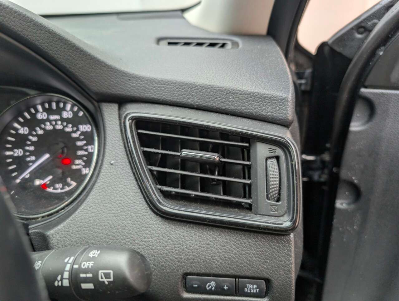 2018 NISSAN X-TRAIL 2018 NISSAN X-TRAIL