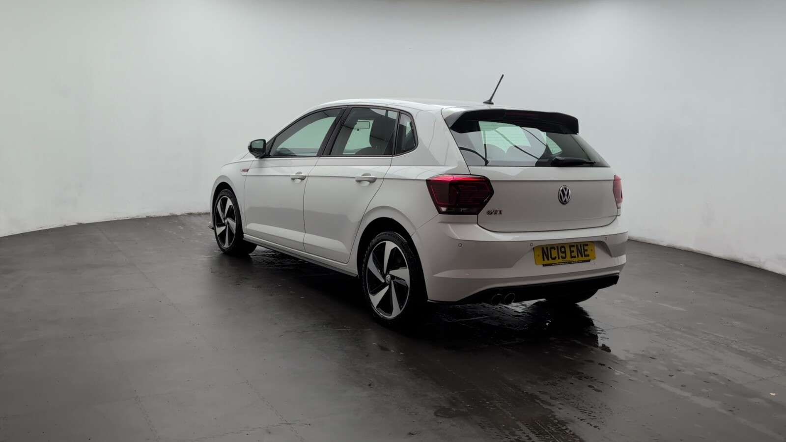 2019 VOLKSWAGEN POLO 2019 VOLKSWAGEN POLO