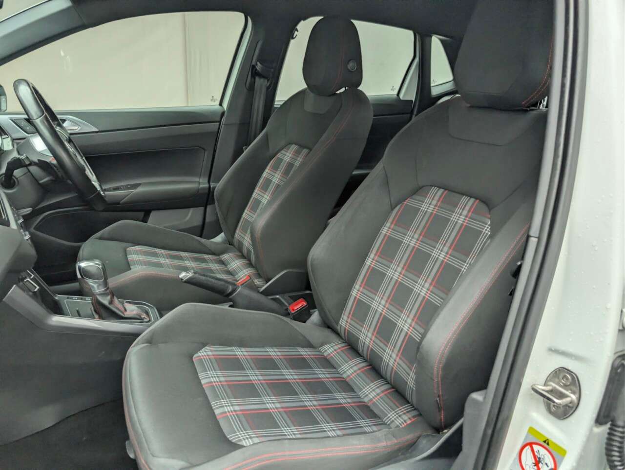 2019 VOLKSWAGEN POLO 2019 VOLKSWAGEN POLO