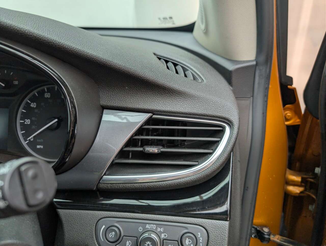 2018 VAUXHALL MOKKA X 2018 VAUXHALL MOKKA X