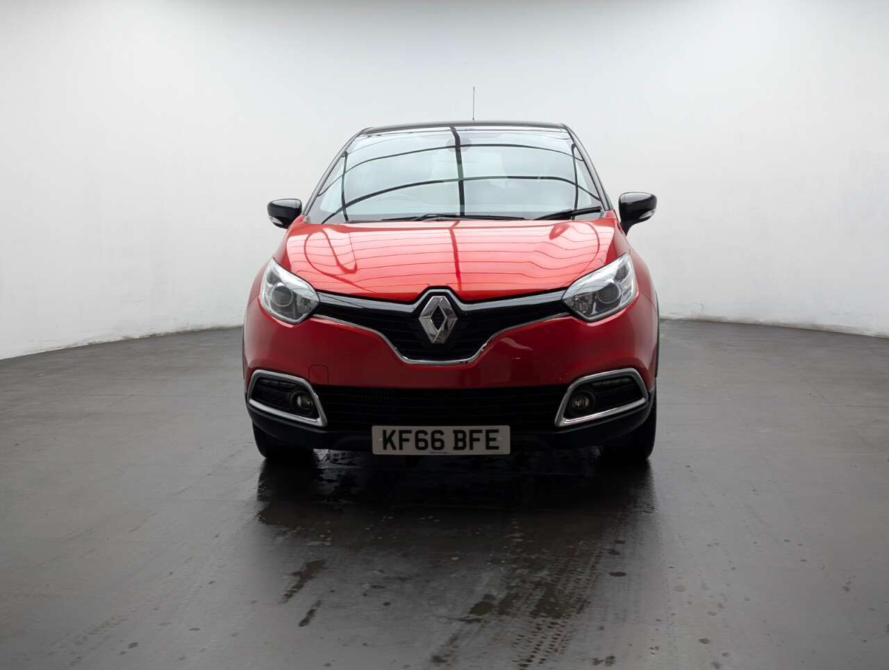A 2017 RENAULT CAPTUR 1.5 dCi ENERGY Dynamique S Nav SUV 5dr Diesel Manual Euro 6 (s/s) (90 ps) B A 2017 RENAULT CAPTUR 1.5 dCi ENERGY Dynamique S Nav SUV 5dr Diesel Manual Euro 6 (s/s) (90 ps) B