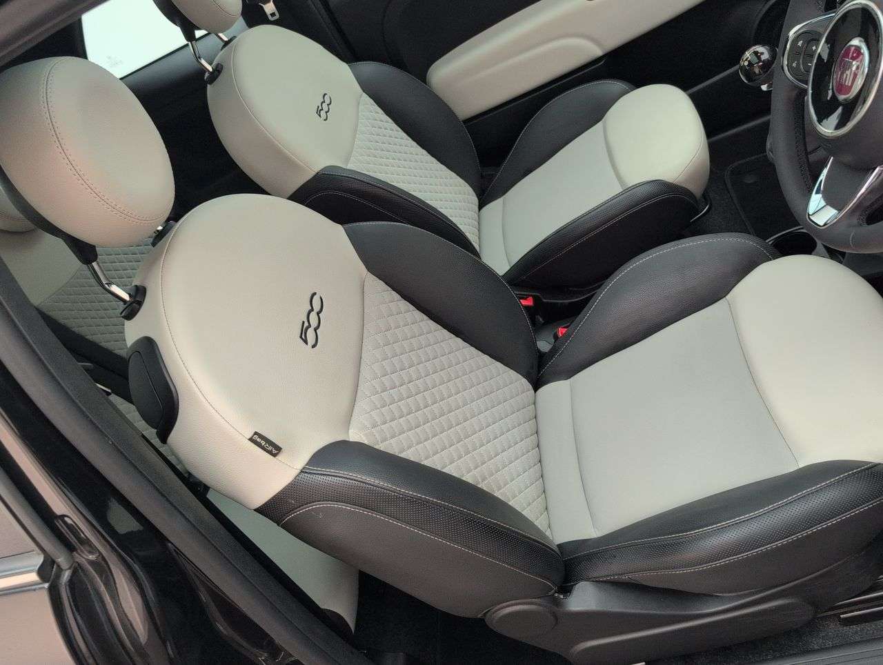 2022 FIAT 500 2022 FIAT 500