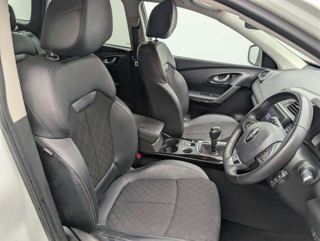 2019 RENAULT KADJAR 2019 RENAULT KADJAR