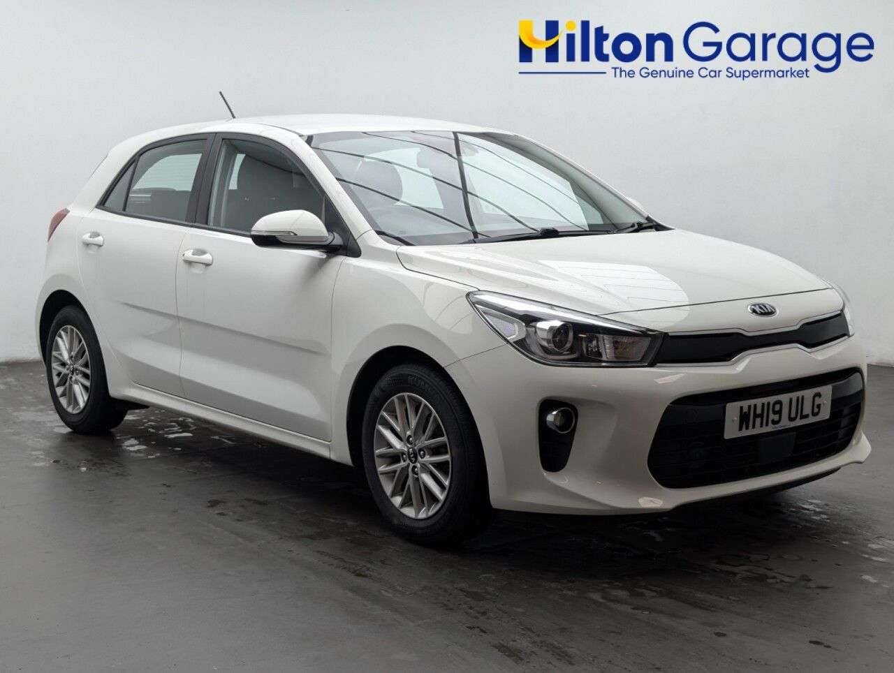 A 2019 KIA RIO 1.4 2 Hatchback 5dr Petrol Manual Euro 6 (s/s) (98 bhp) PARKING CAMERA+BLUE A 2019 KIA RIO 1.4 2 Hatchback 5dr Petrol Manual Euro 6 (s/s) (98 bhp) PARKING CAMERA+BLUE