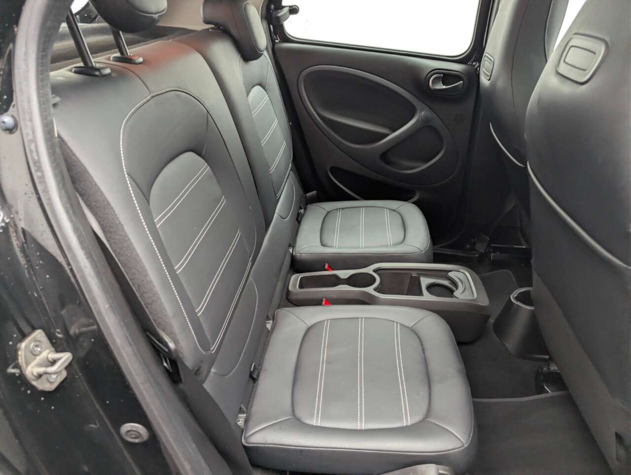 2018 SMART FORFOUR 2018 SMART FORFOUR