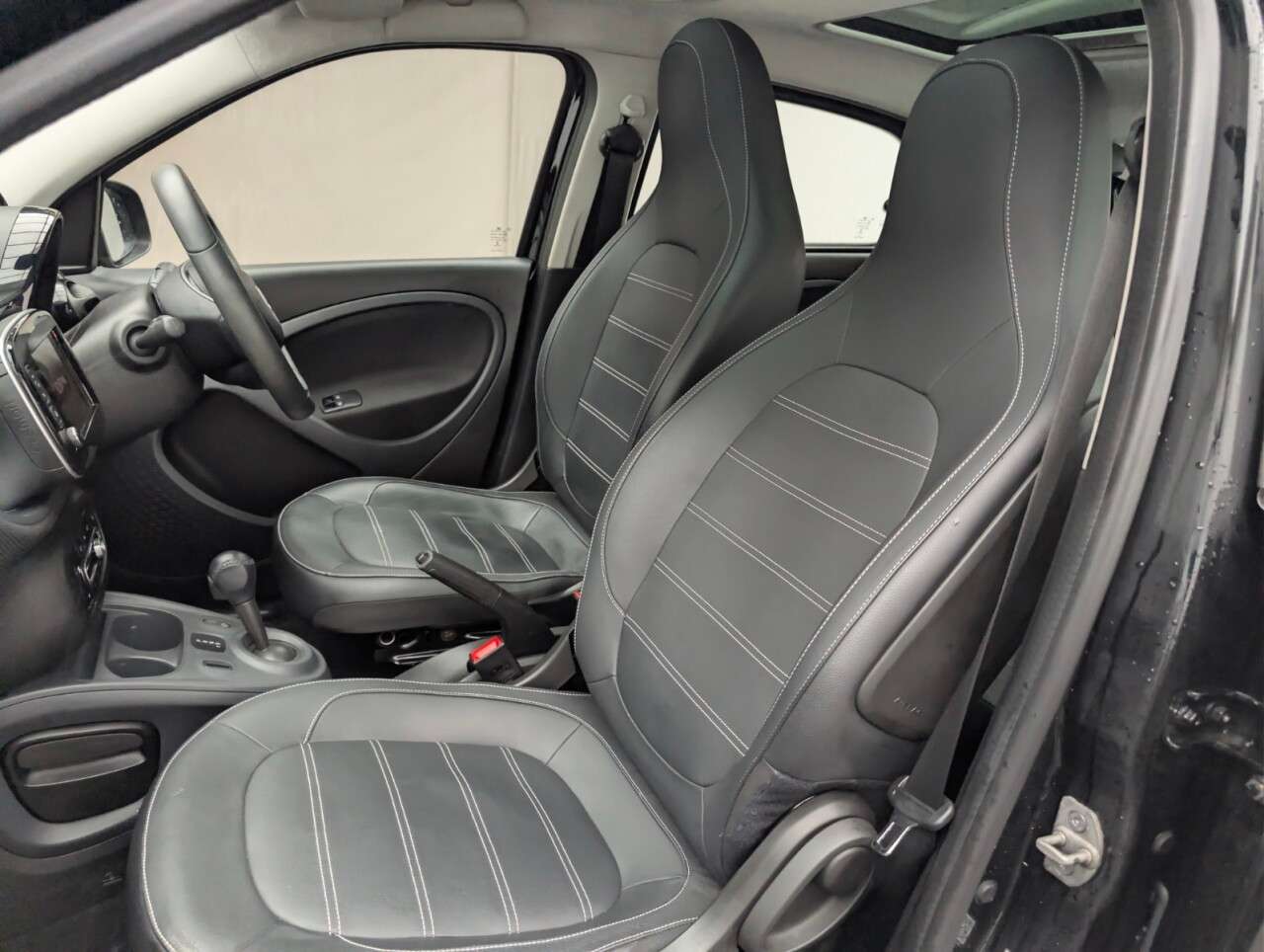 2018 SMART FORFOUR 2018 SMART FORFOUR