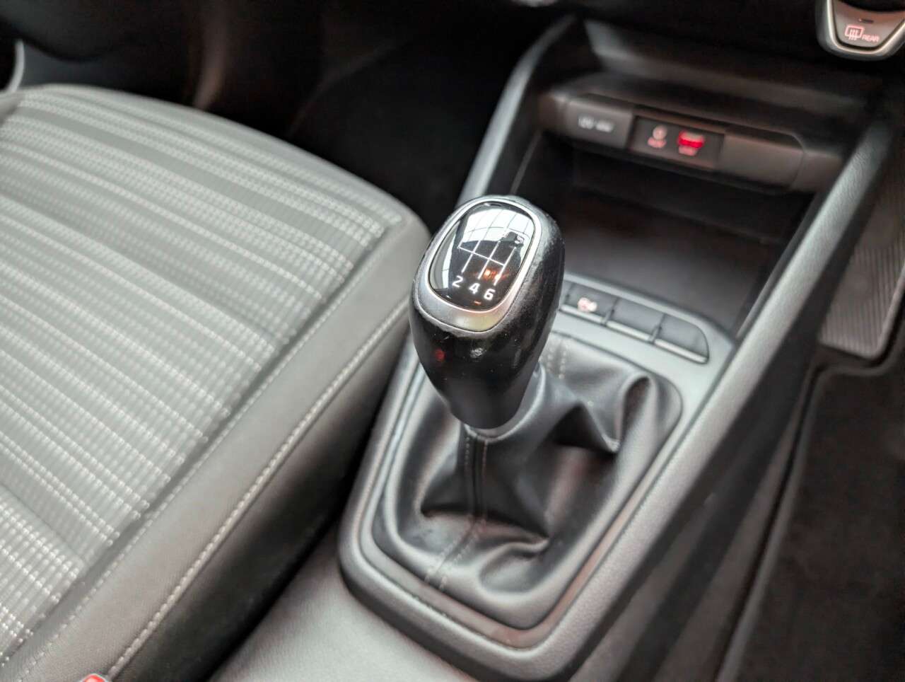 2019 KIA STONIC 2019 KIA STONIC