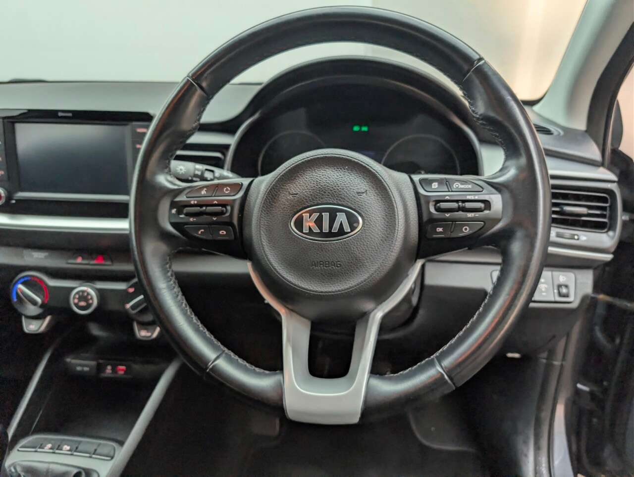 2019 KIA STONIC 2019 KIA STONIC