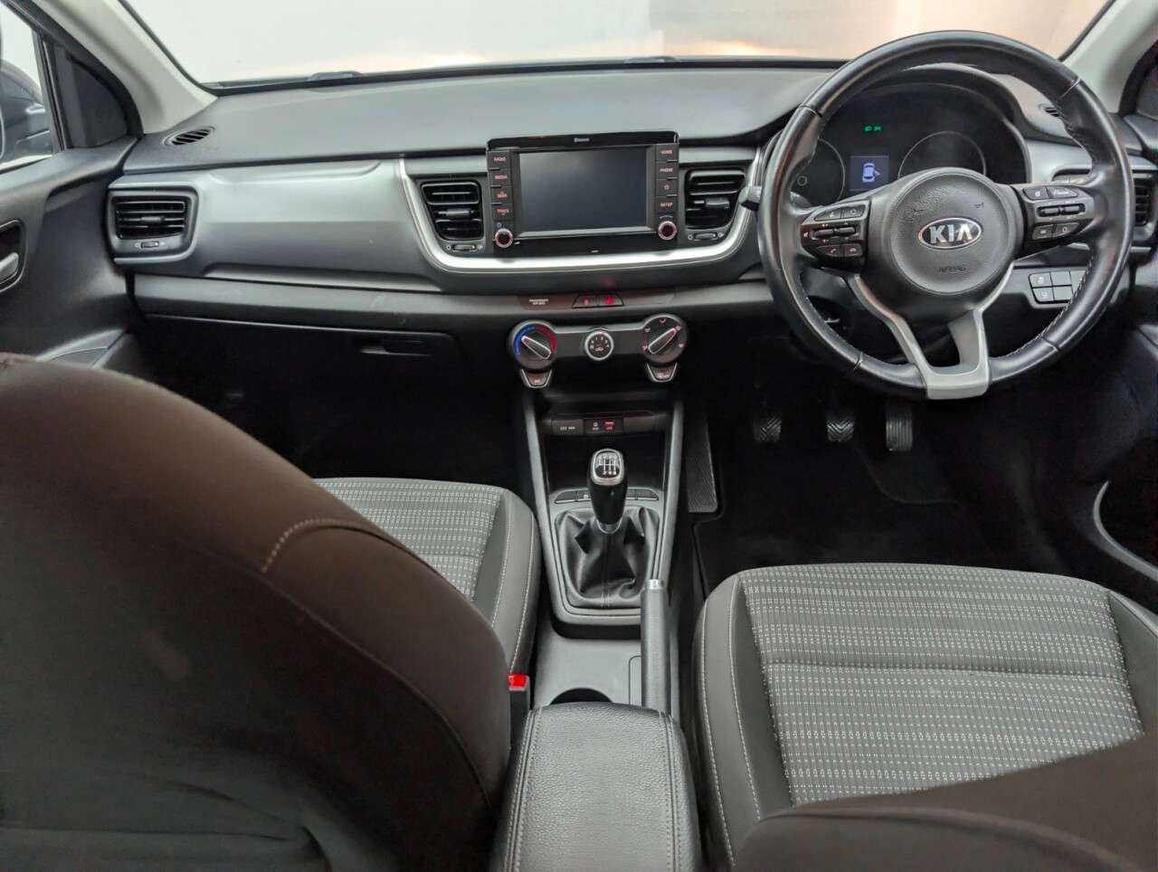 2019 KIA STONIC 2019 KIA STONIC